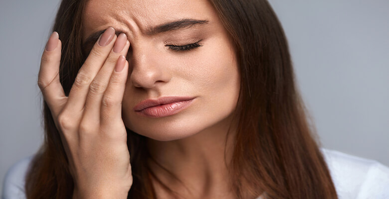 Göz Kapağı Düşüklüğü Ciddi Hastalıkların Belirtisi Olabilir