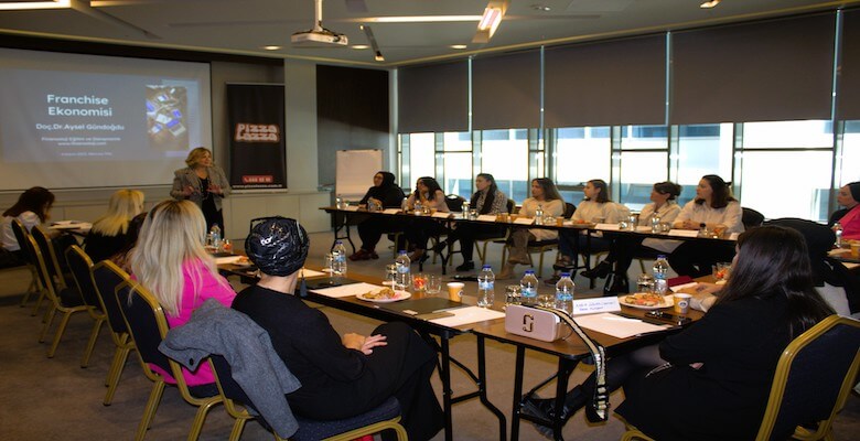 Pizzalazza Kadın Girişimcilerine Özel Franchising Ekonomisi Eğitim Semineri