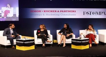 İş dünyasının öncü kadınları “Dönüşüm Liderleri” zirvesinde  deneyimlerini paylaştı
