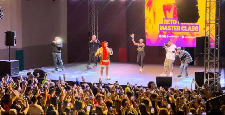 Özgüvenli Kadınların Yeni Formülü: Zumba