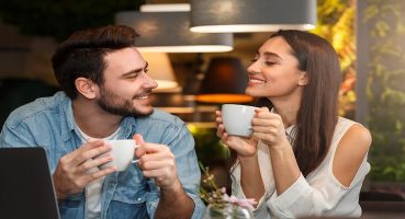 Arkadaşlık aşka açılan kapı mıdır?