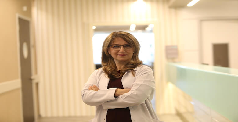 Depremzede kadınlar, yaralarını nasıl sarmalı?