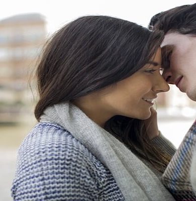 Sevgiliyi Elde Tutma Taktikleri