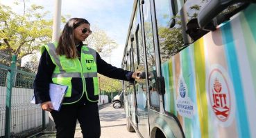 Adalar’da Ulaşımı Kadınlar Yönetiyor