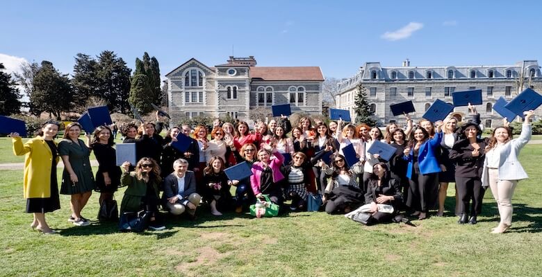 Sağlığa Yön Verecek Kadın Liderler Programı