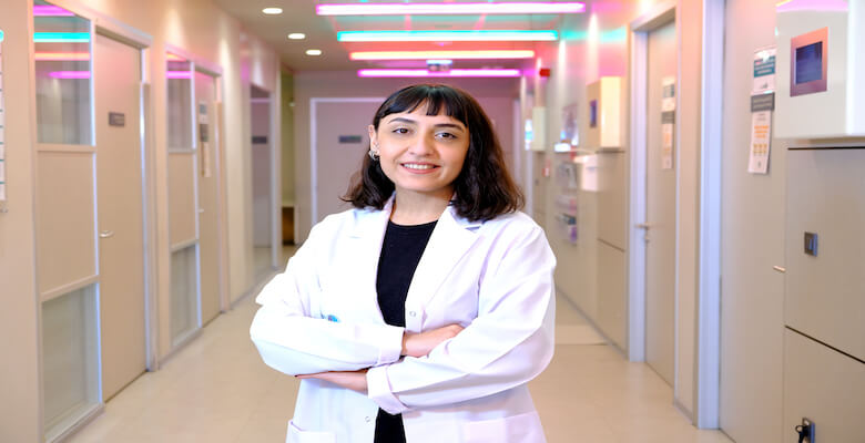 Çocuğu kreşe ağlarken bırakmak doğru değil