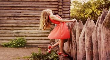 Ünlü Kadınların Stil İkonları: 2023 Moda Trendleri