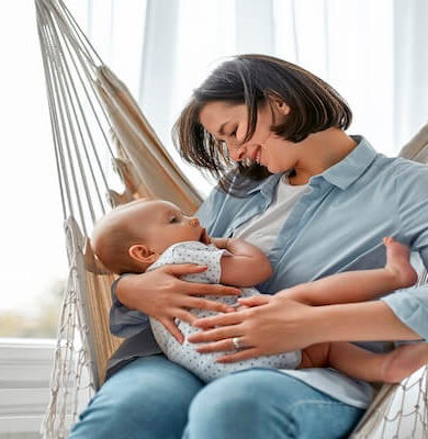 Bebeklerin Doğal Aşısı: Anne Sütü