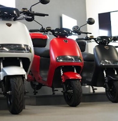 İsviçre’de Yaşayan Türk Gençten Ulaşımda Girişimcilik Başarısı