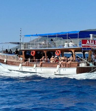 Tatilcilerin Gözdesi Adrasan’da Sezon Açıldı!