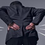 Bel Fıtığı Ameliyatı Sonrası Devam Eden Ağrılar: Nedenleri ve Çözümleri