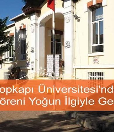 İstanbul Topkapı Üniversitesi'ndeki Zirve ve Ödül Töreni Yoğun İlgiyle Gerçekleşti
