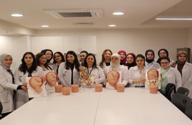 Dijitalleşme Ebelik Hizmetlerini Dönüştürüyor