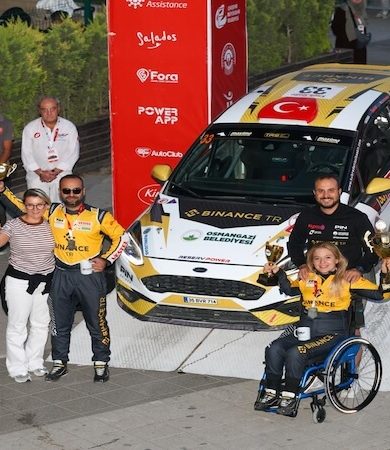 Kübra Denizci Keskin Eskişehir Rallisi’nde Kadın Pilotlar Birinciliğini Kazandı